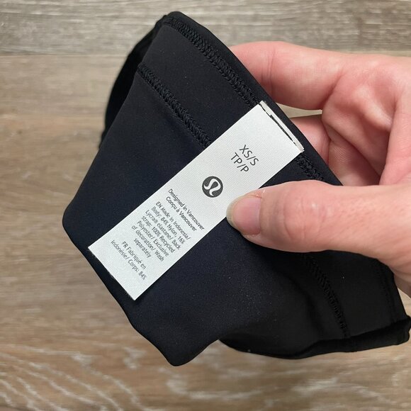 lululemon athletica Black Belt Bag - Picture 2 of 2